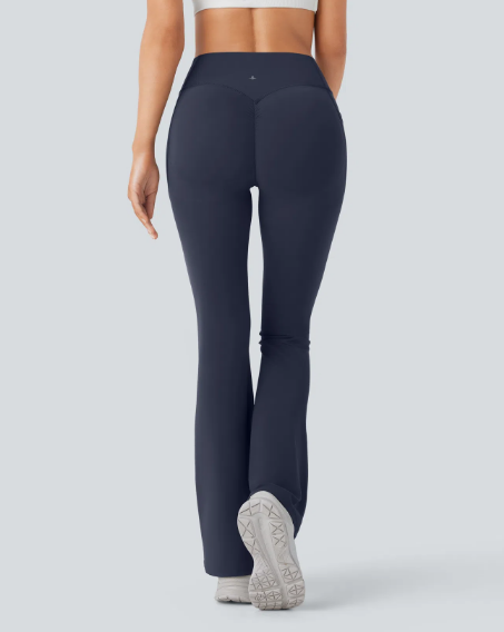 Modelujące Spodnie Flare z Efektem Push-Up